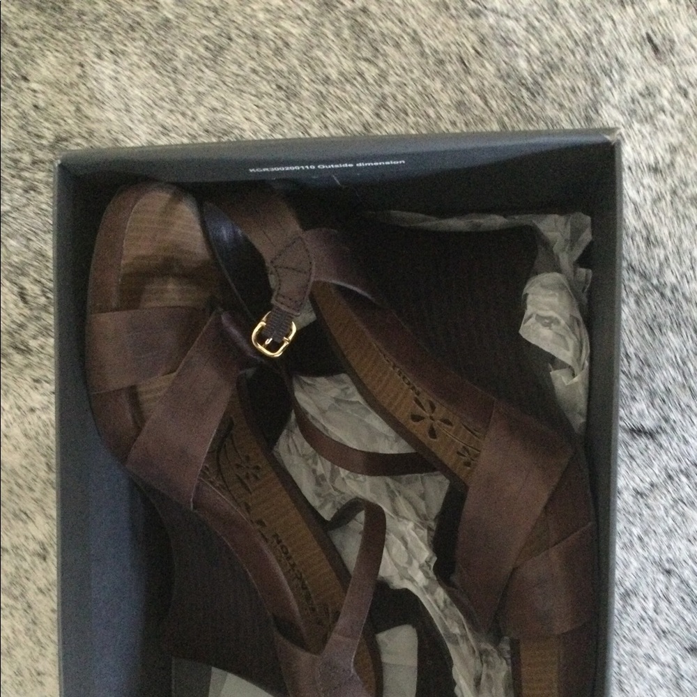 Kenneth Cole Leather Wedges